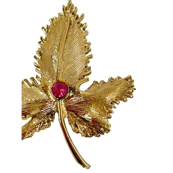 Vintage Goldtone Leaf Brooch 2.5" Statement Piece - Picture 3 of 6